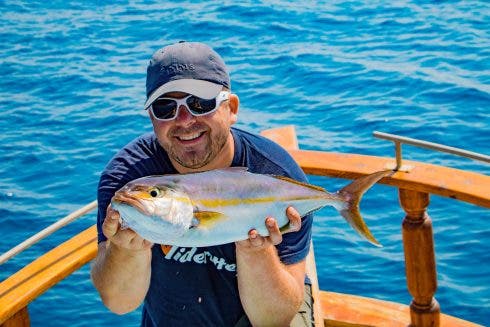 Fishing 4052150 1920