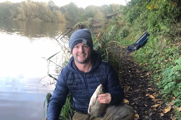 St. Helens rod Roy Tickle took the top honours at Carr Mill Dam on Monday with 16.5.0